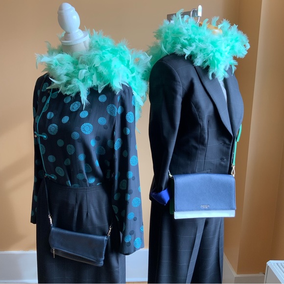 Meet your Posher, Valerie 🇨🇦 - Picture 3 of 9